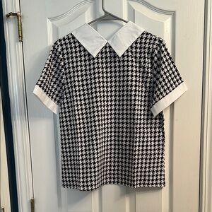 Classic Black and White Houndstooth Peter Pan collar
